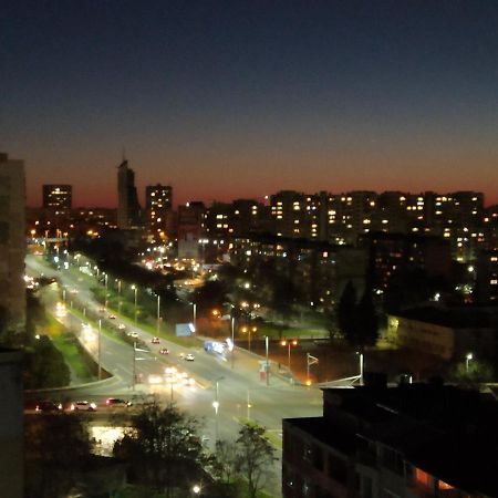 Drago Apartament Free Parking Burgas Esterno foto