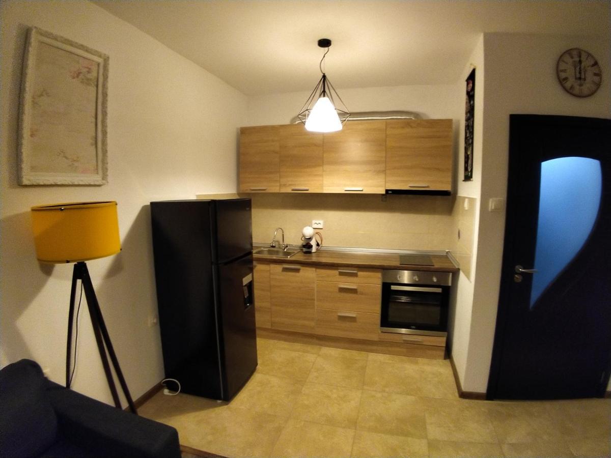 Drago Apartament Free Parking Burgas Esterno foto